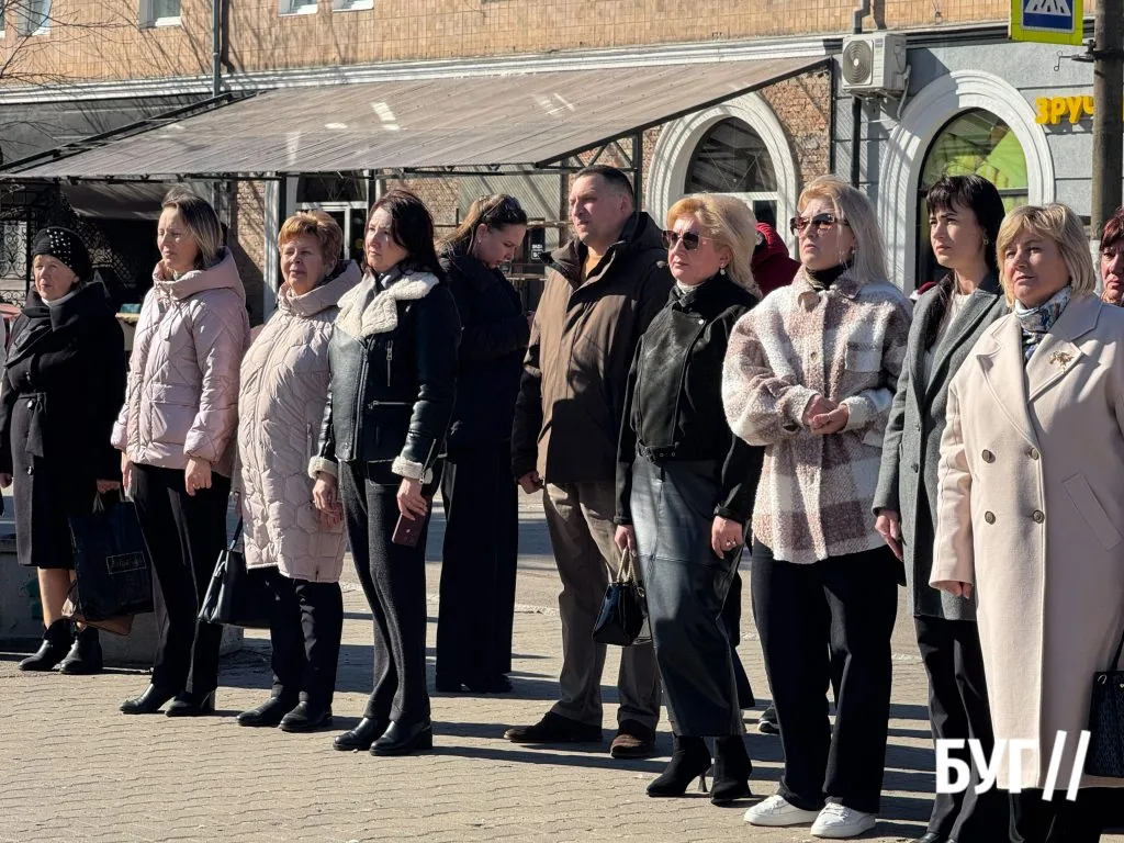 У Нововолинську відзначили 212-ту річницю від дня народження Тараса Шевченка 3