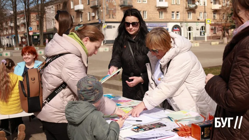 Нововолинці долучилися до акції з нагоди Всесвітнього дня людей із синдромом Дауна 16