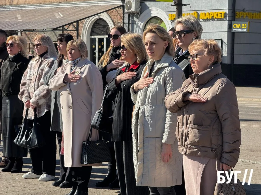 У Нововолинську відзначили 212-ту річницю від дня народження Тараса Шевченка 4