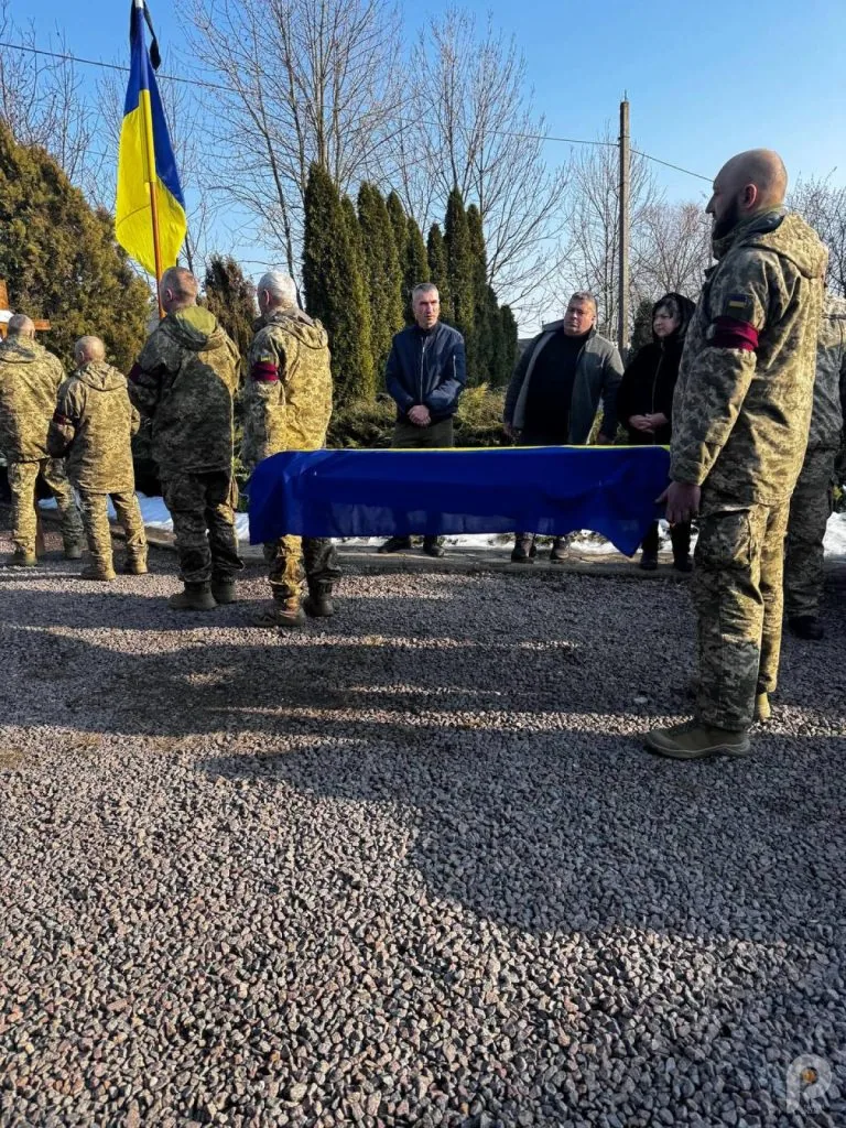 Зимнівська громада попрощалася з військовим медиком Макаром Вольським 1