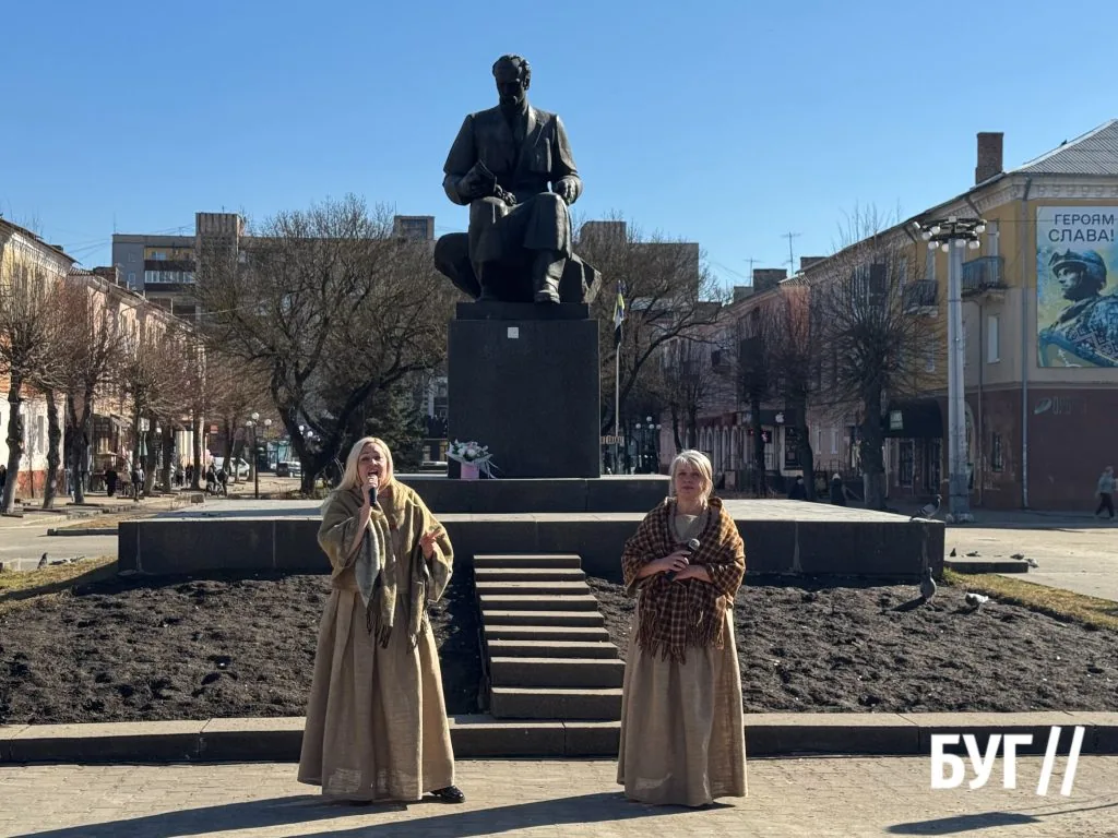 У Нововолинську відзначили 212-ту річницю від дня народження Тараса Шевченка 8