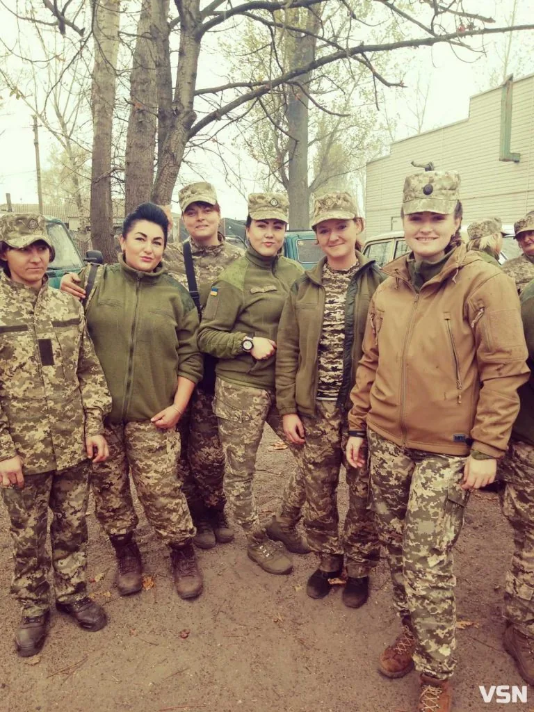 Виносила з поля бою не лише поранених, а й полеглих. Спогади про бойову медикиню з Турійщини 13