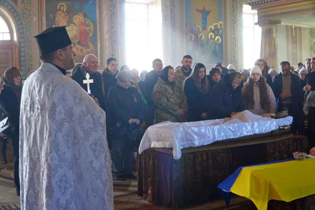 У перший день весни Володимирська громада попрощалася з штаб-сержантом Ігорем Савасом 2