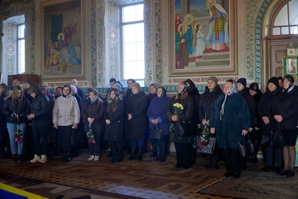 У перший день весни Володимирська громада попрощалася з штаб-сержантом Ігорем Савасом 7