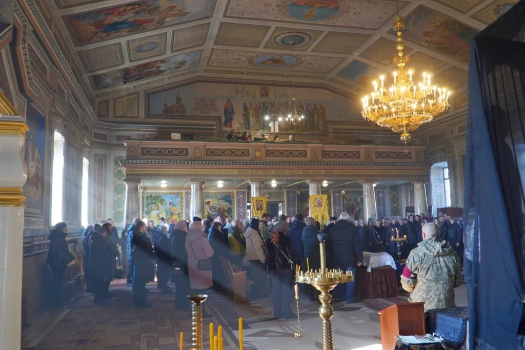 У перший день весни Володимирська громада попрощалася з штаб-сержантом Ігорем Савасом 15