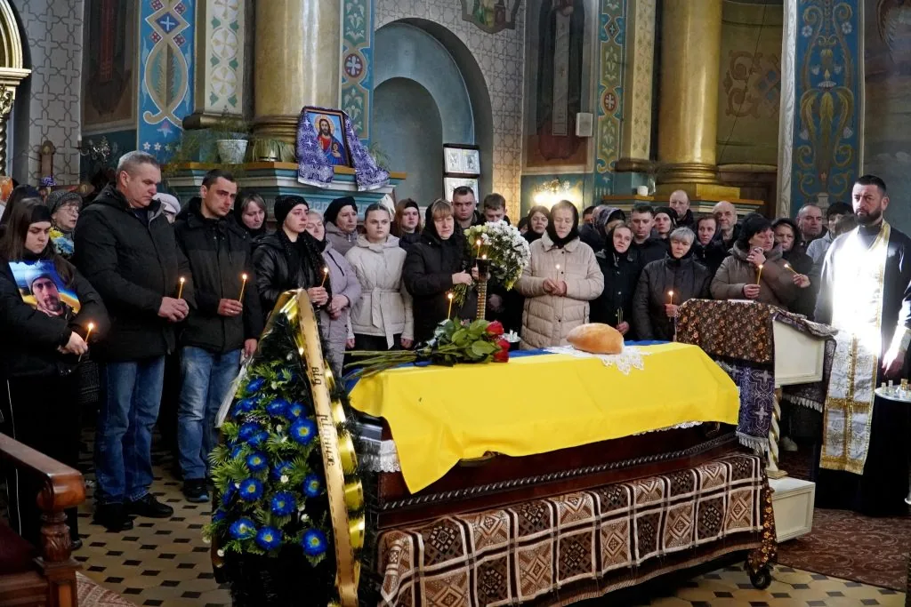 У Володимирі попрощалися із Захисником з Оваднівської громади Олександром Дроботом 5