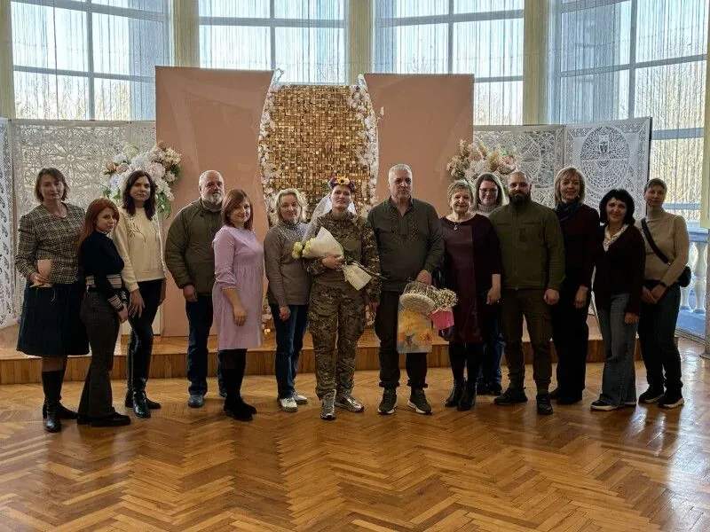 У Нововолинську побралися військові, яких поєднала війна 2