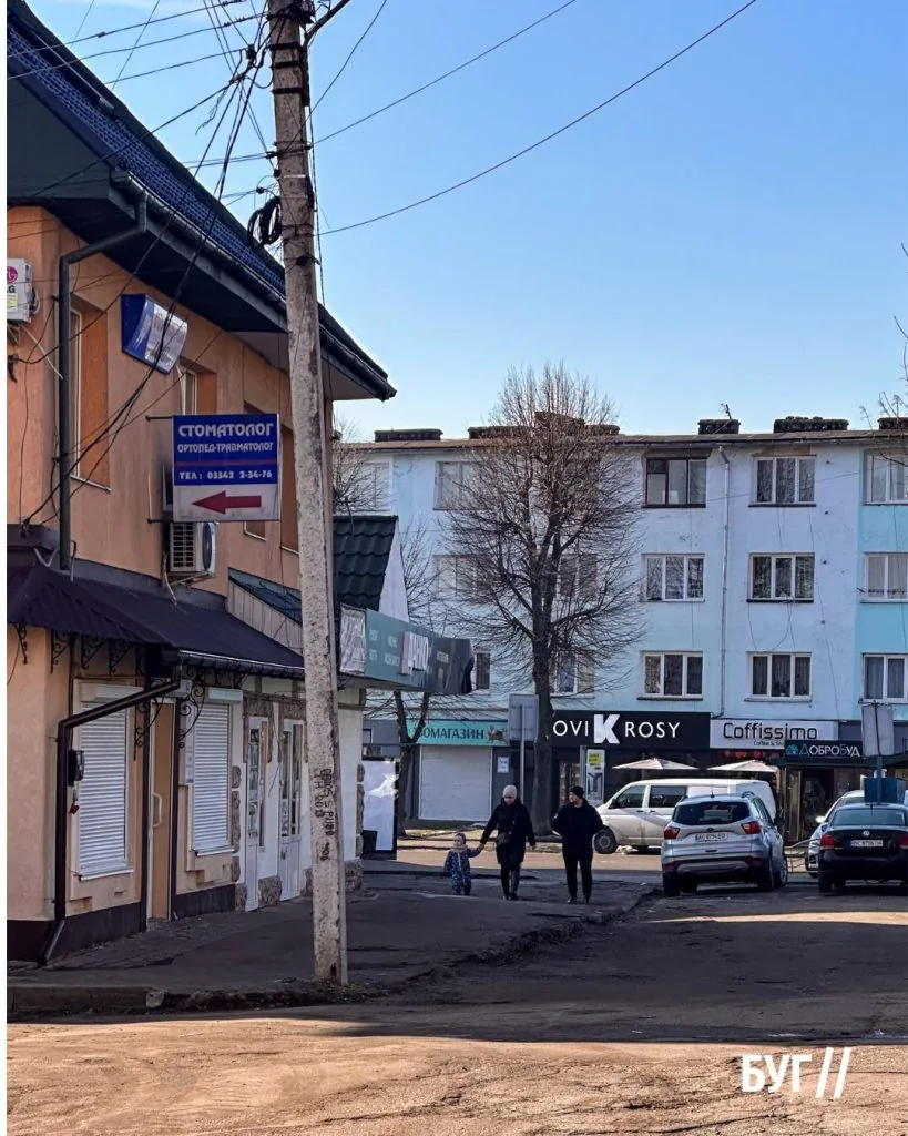 Місто буденне: перші дні весни у Володимирі, місто поступово прокидається після зими 8