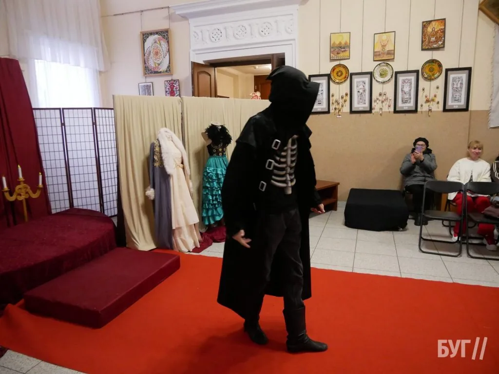 У Володимирі відбувся театральний вечір-дефіле до Всесвітнього дня театру 7