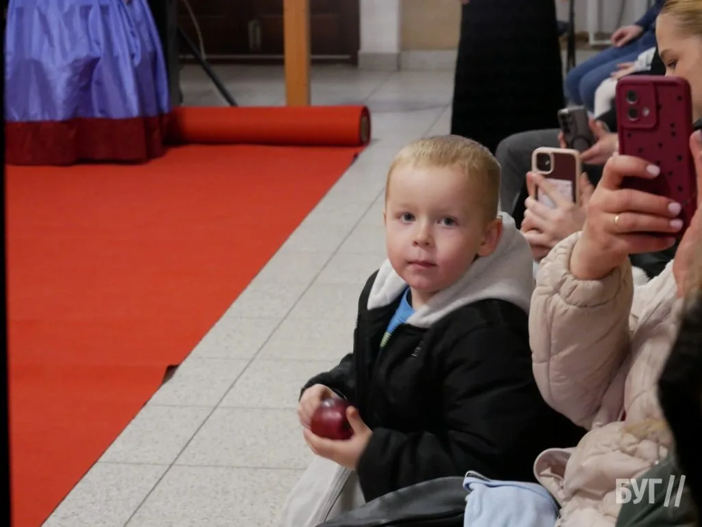 У Володимирі відбувся театральний вечір-дефіле до Всесвітнього дня театру 8