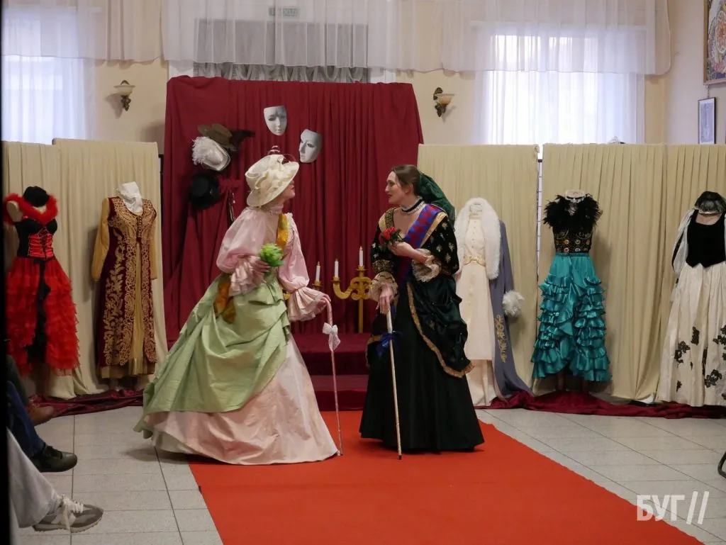 У Володимирі відбувся театральний вечір-дефіле до Всесвітнього дня театру 4