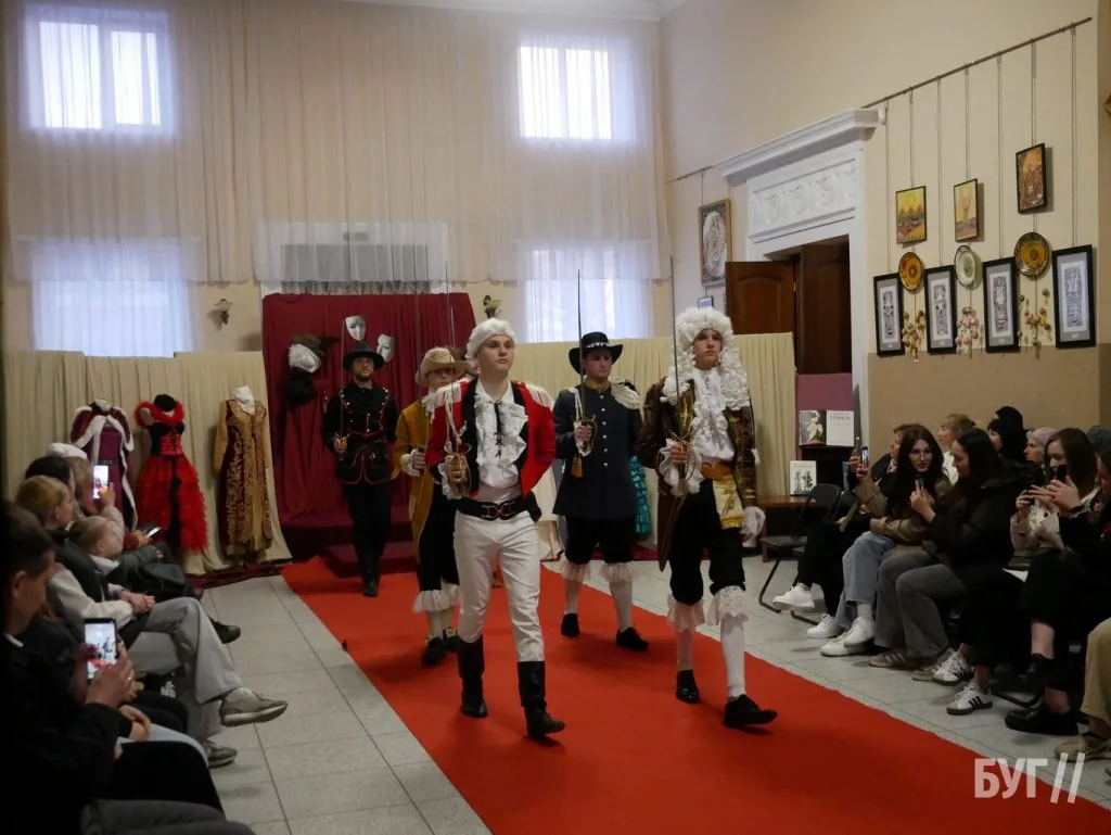 У Володимирі відбувся театральний вечір-дефіле до Всесвітнього дня театру 5