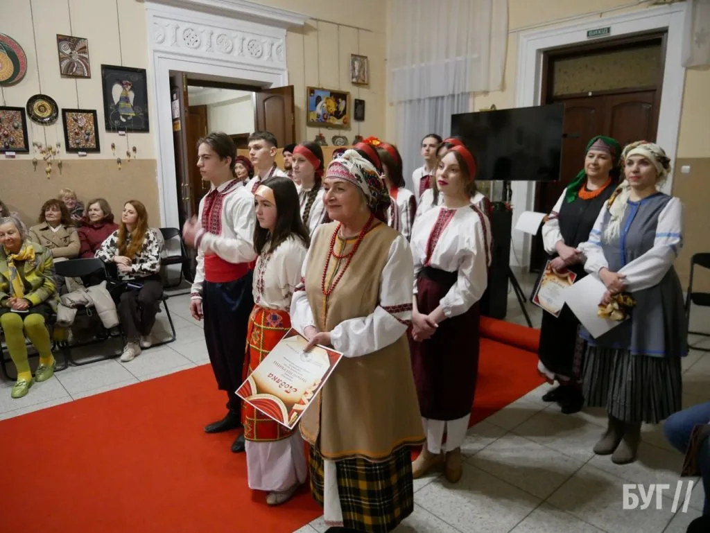 У Володимирі відбувся театральний вечір-дефіле до Всесвітнього дня театру 25