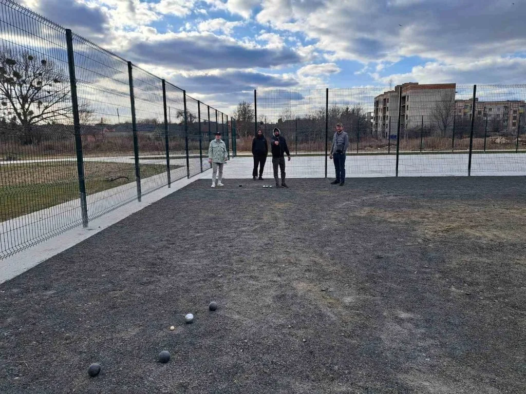 Петанк як шлях до відновлення: У Нововолинську ветерани розвивають реабілітаційний вид спорту 3