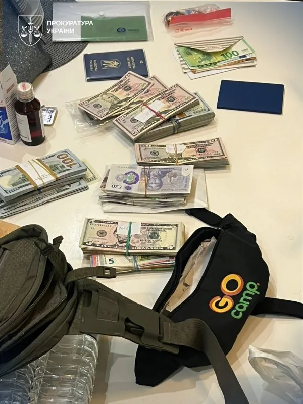 На Волині затримали керівника Держпродспоживслужби на хабарі 2 тисячі доларів 1