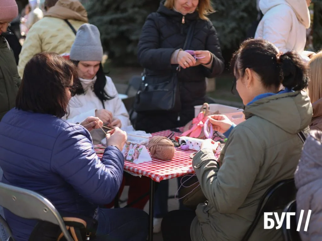 «Великдень-фест» у Нововолинську: як місто святкувало та допомагало війську 12