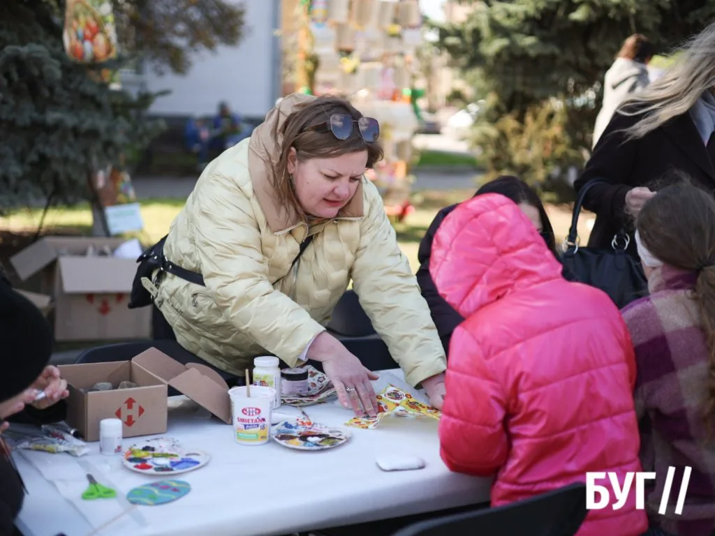 «Великдень-фест» у Нововолинську: як місто святкувало та допомагало війську 15