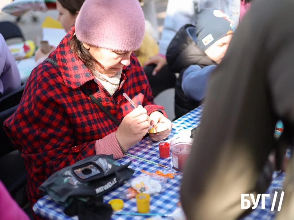 «Великдень-фест» у Нововолинську: як місто святкувало та допомагало війську 13