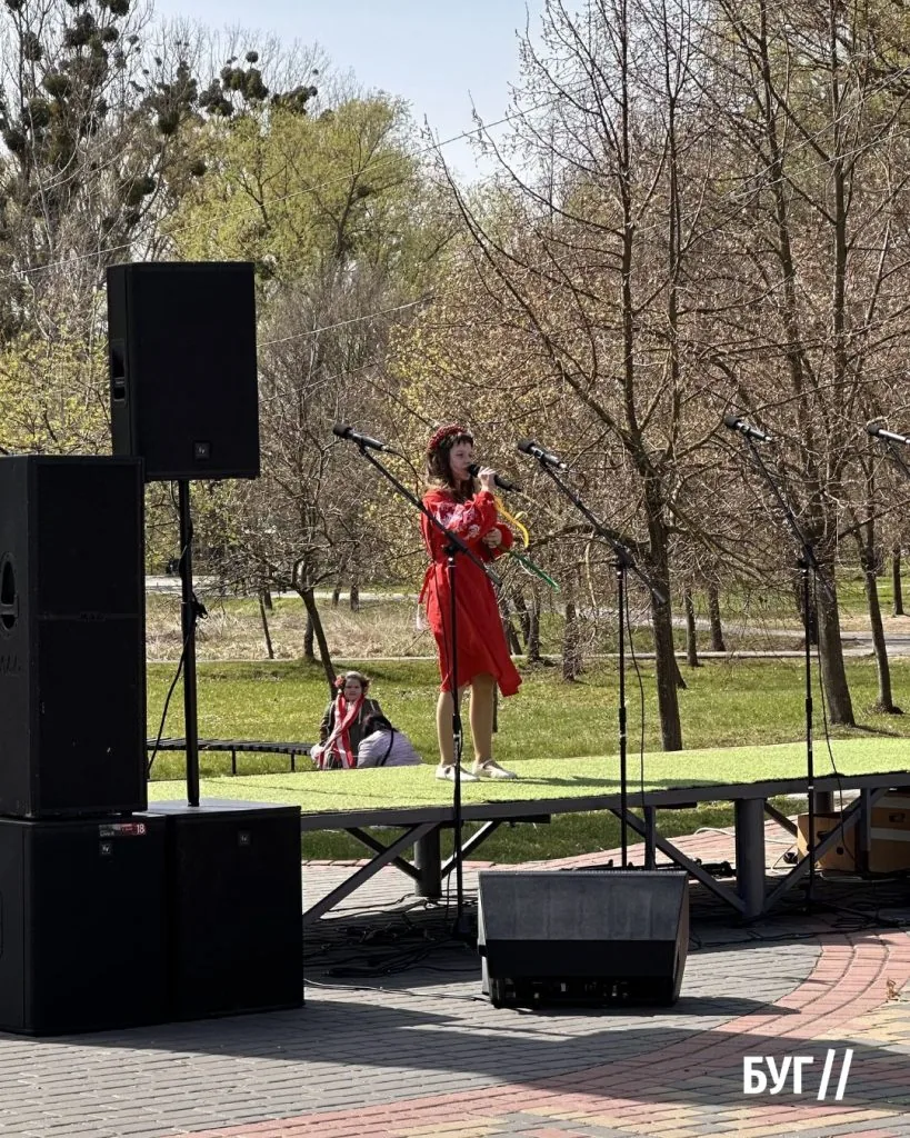 У Володимирі відбулися великодні святкові заходи – Гаївки у парку Словʼянському 18