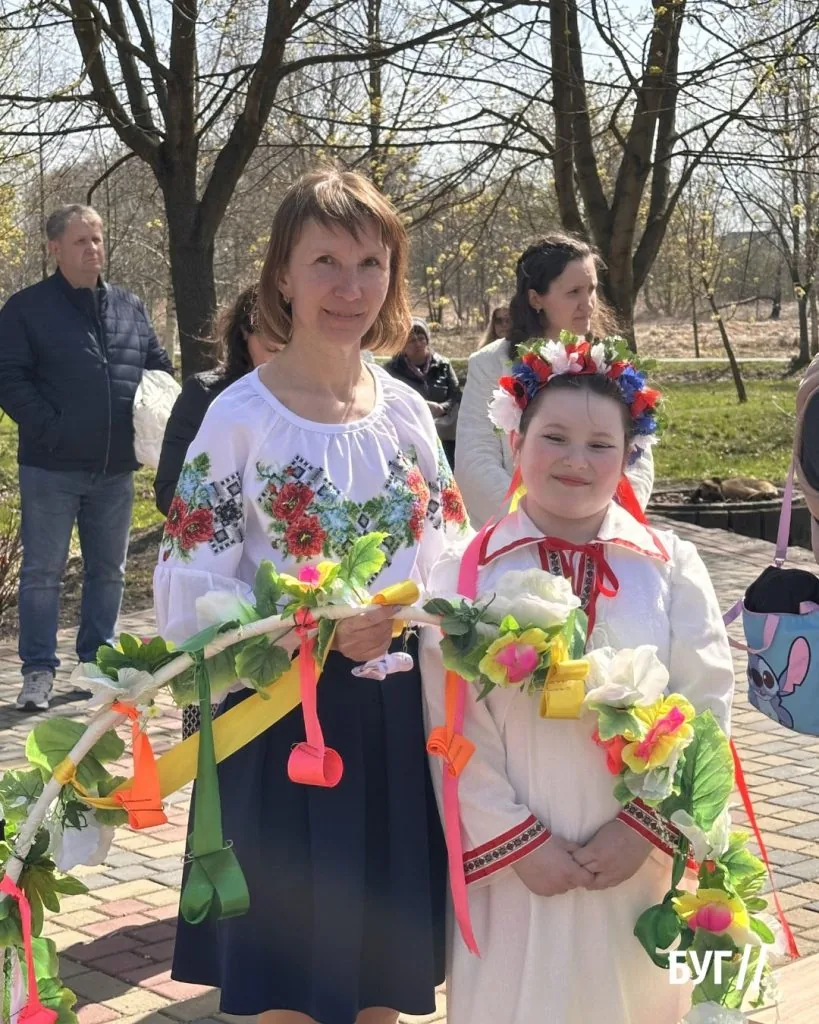 У Володимирі відбулися великодні святкові заходи – Гаївки у парку Словʼянському 23