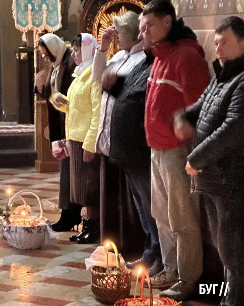 У храмах Володимира та Нововолинська відбувається освячення пасок 25