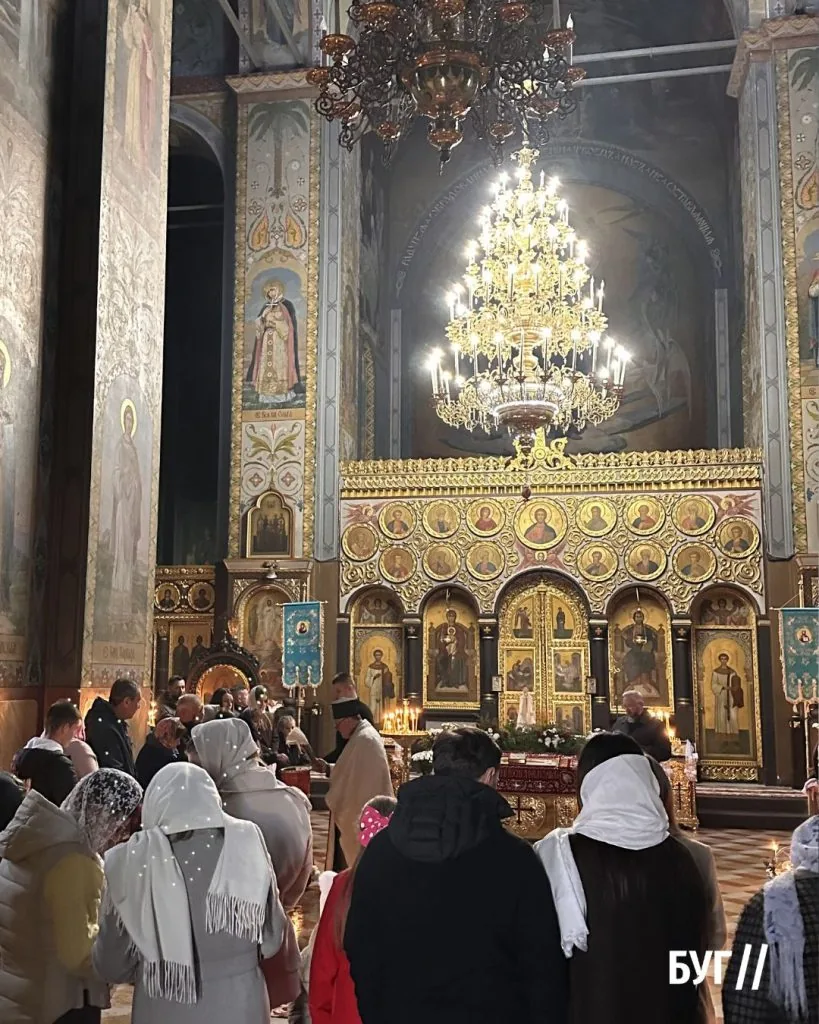 У храмах Володимира та Нововолинська відбувається освячення пасок 24