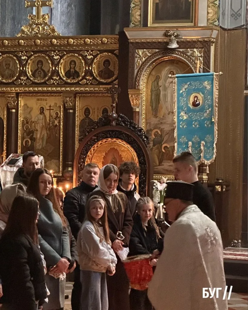 У храмах Володимира та Нововолинська відбувається освячення пасок 22