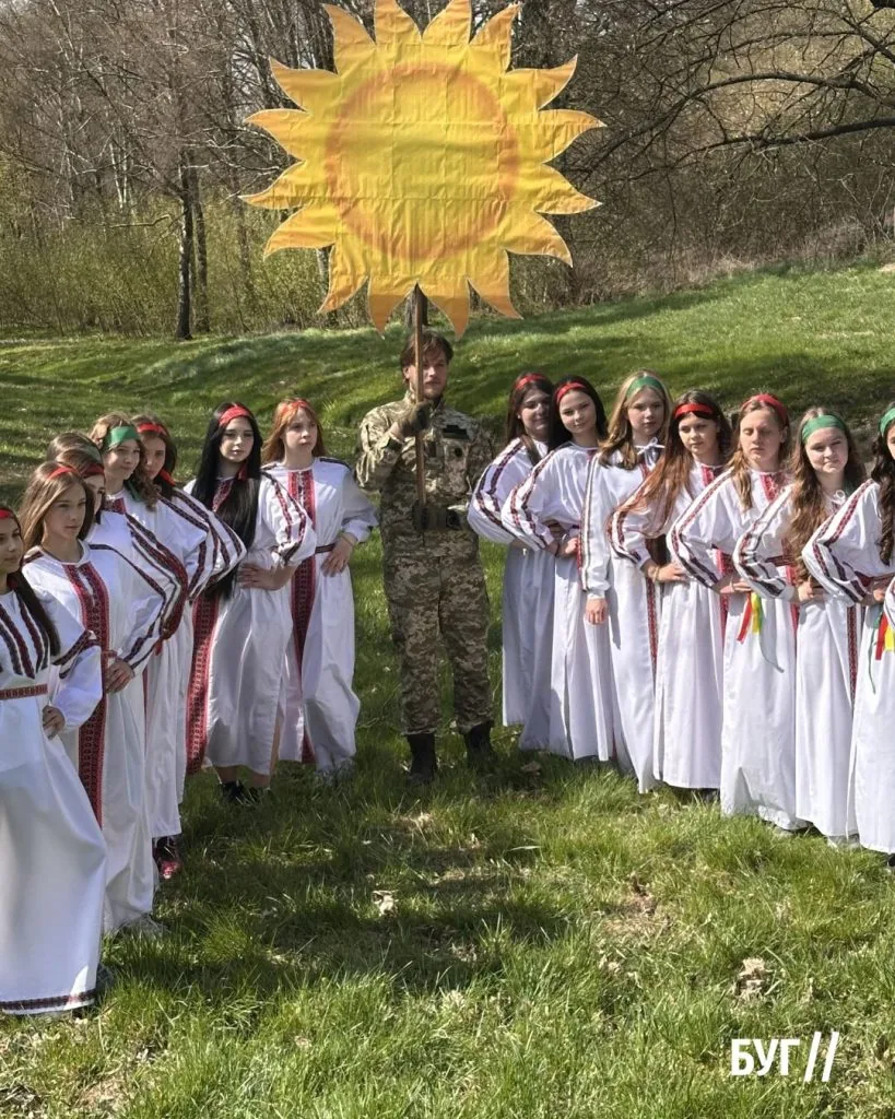 У Володимирі відбулися великодні святкові заходи – Гаївки у парку Словʼянському 7