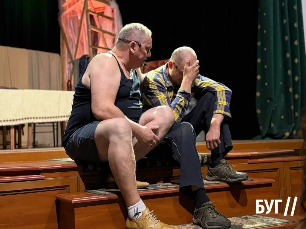 Сергій Жадан приїхав у Нововолинськ на виставу за своєю п’єсою «Хлібне перемир’я» 5