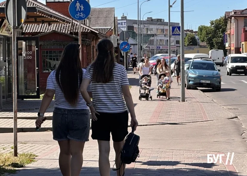 Місто буденне: спека змінює ритм життя у Володимирі 15