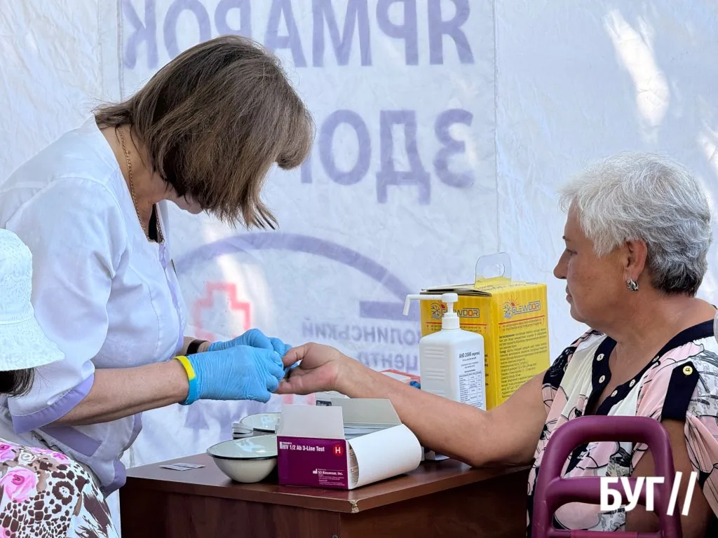 У Нововолинську працювала локація з безкоштовної діагностики здоров’я