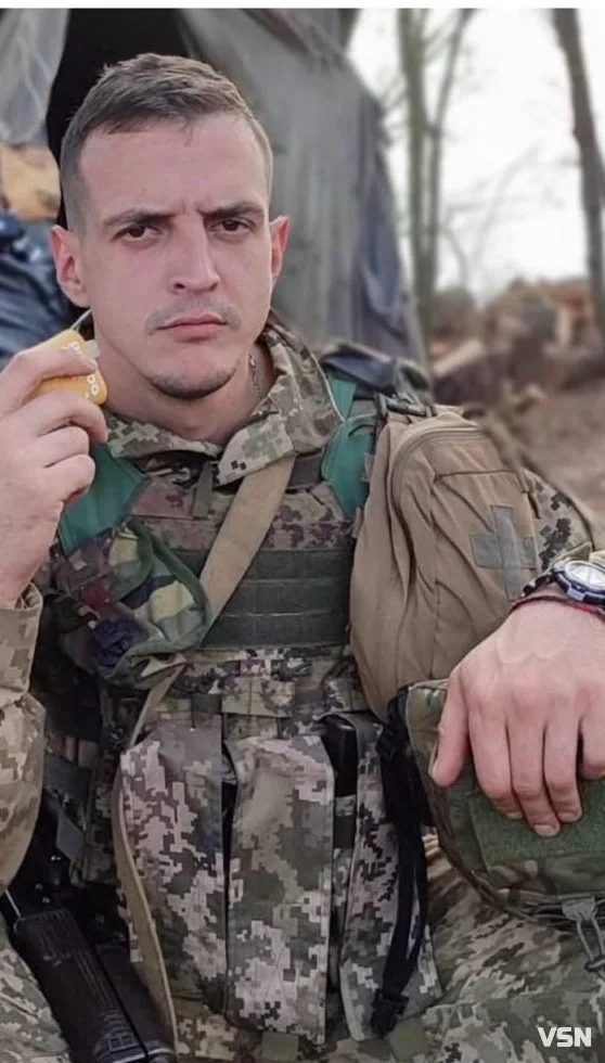 «Міг залишитися за кордоном, але повернувся боронити Україну: спогади про загиблого воїна з Нововолинська 14