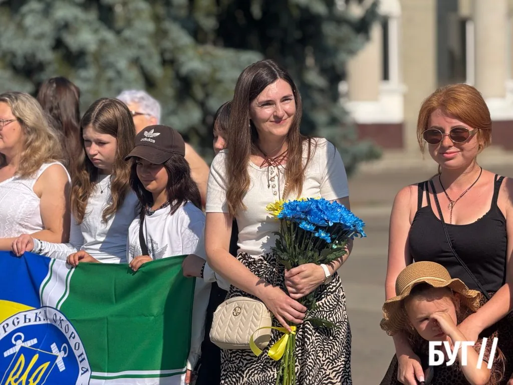 У Нововолинську зустріли Захисника Володимира Фаброго, який повернувся з російського полону після 1501 дня неволі 2