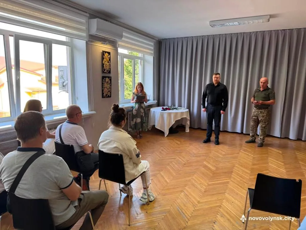 Двох Захисників з Нововолинської громади посмертно відзначили державними нагородами 4