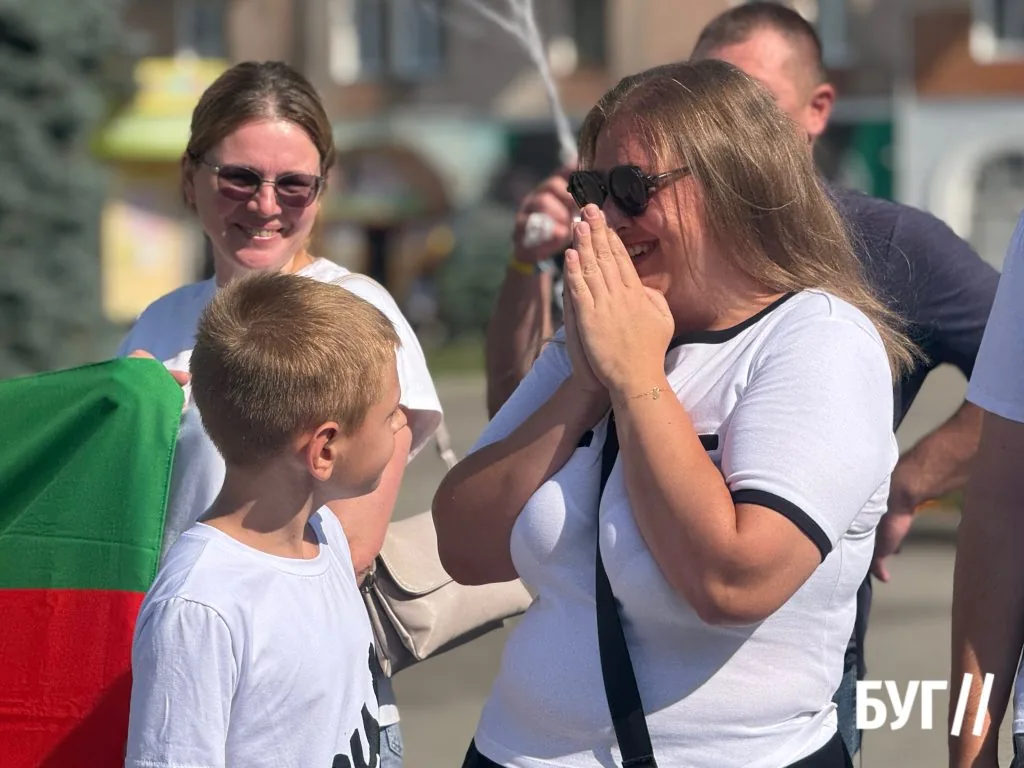 У Нововолинську зустріли Захисника Володимира Фаброго, який повернувся з російського полону після 1501 дня неволі 3