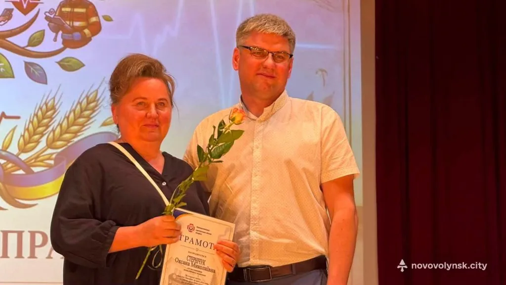 У Нововолинську привітали та нагородили медичних працівників громади 5