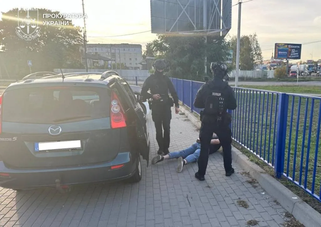 На Волині судитимуть групу людей, яких обвинувачують у продажі ввезених для ЗСУ автомобілів 2