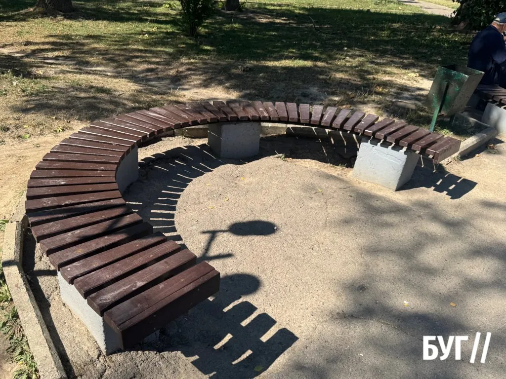 Фото дня: у Нововолинську на «пʼятачку» готують відкриття нового закладу 3