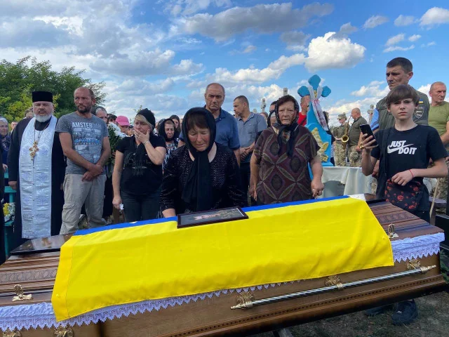 Назавжди в строю: у Павлівській громаді провели в останню дорогу Захисника Вадима Королюка 3