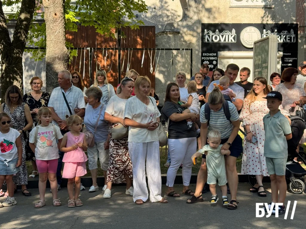 У Нововолинську провели традиційні змагання для найменших «Забіг у повзунках» 2
