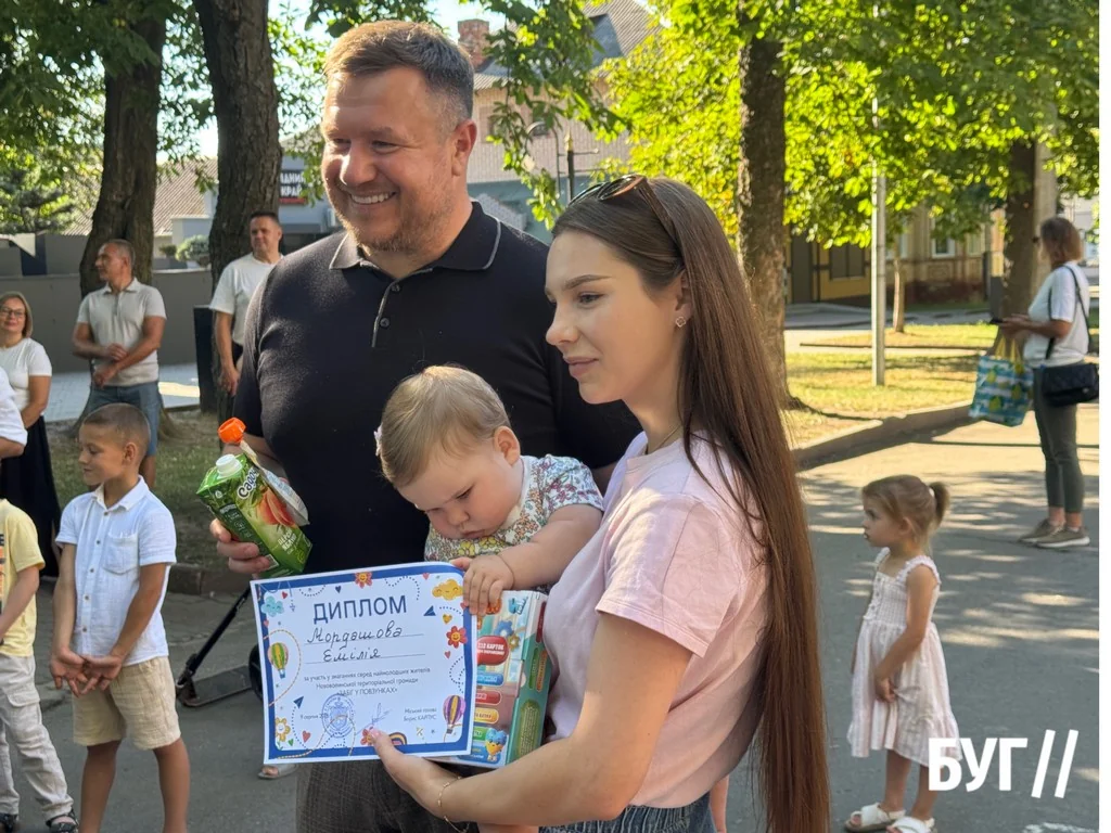 У Нововолинську провели традиційні змагання для найменших «Забіг у повзунках» 12