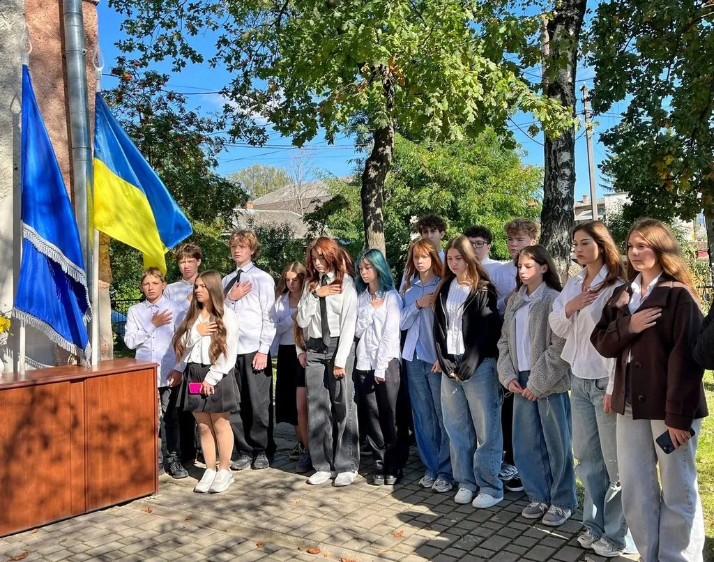 У Володимирській гімназії №1 відкрили меморіальні дошки Сергію Воробчуку та Нікіті Ковальчуку 4